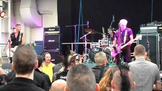 Guitar Gangsters - "Radio Shakedown", Rebellion Festival 2010
