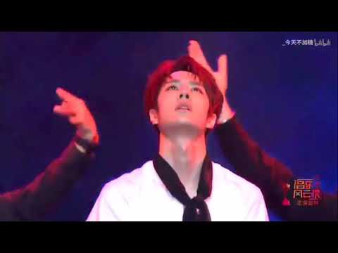 Vương Nhất Bác ( UNIQ王一博 ) 170409  The Hills