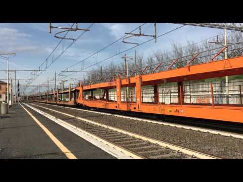 E405.034 sul MRV 57621 Civitavecchia - S. Nicola di Melfi, in transito a Torricola