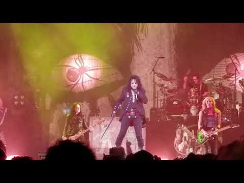 Alice  Cooper at the Beacon Theater 9/8/18