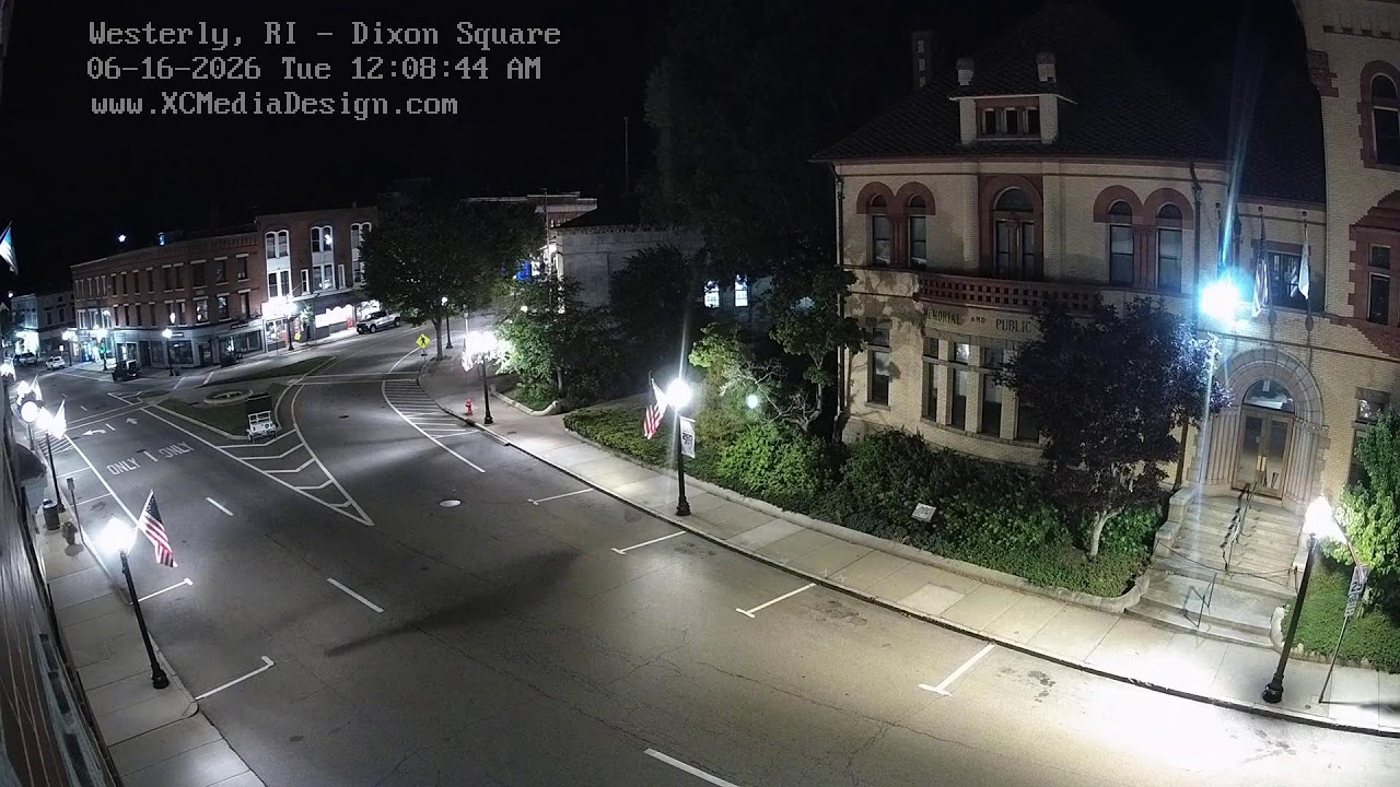 Live webcam view of Dixon Square, Downtown Westerly