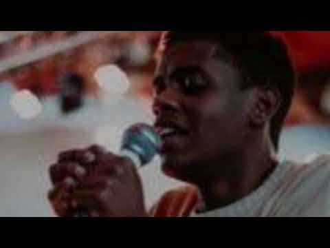 José Jr - Quando Jesus entra ( Louvor IIR) + Majestade Santa!