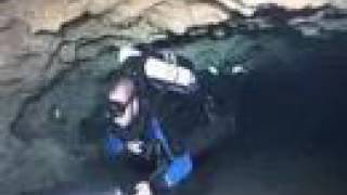 preview picture of video 'The Mill Pond Experience cave diving'