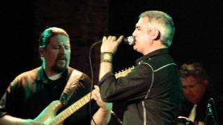 Taylor Hicks - The Maze