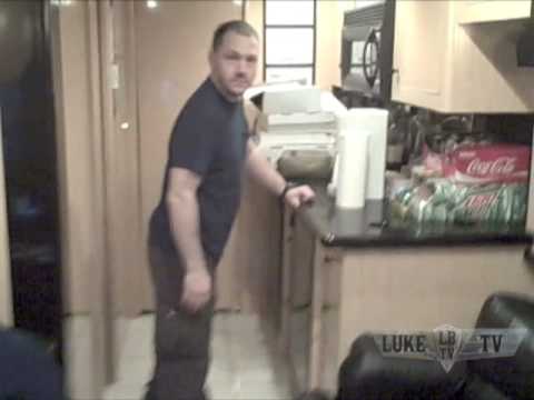 Luke Bryan TV 2009! "Sarge in Charge"