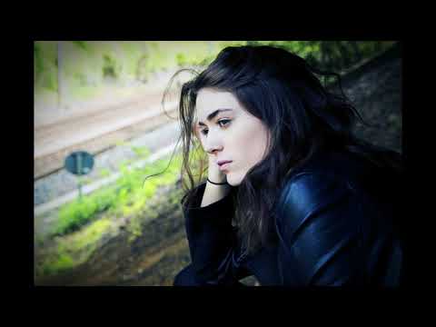 Dựa vai anh mà khóc - Lan Phương