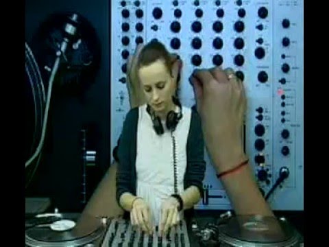 Sonya @ RTS.FM Moscow Studio - 01.10.2009: DJ Set
