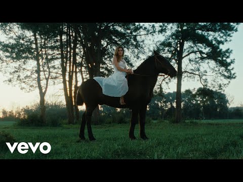 Soledad - Los Paisajes (Official Video)