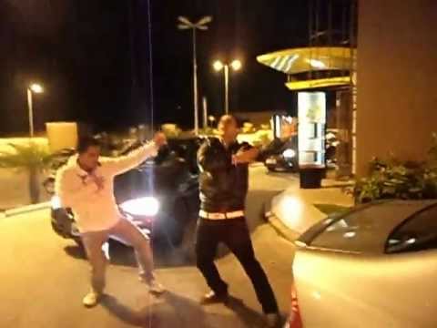 Enquanto isso na fila do drive thru do McDonald's..