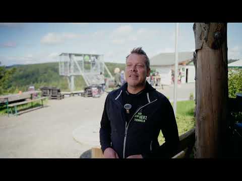 Was ist der Astenkick? – Das verrückteste Flugerlebnis im Sauerland!