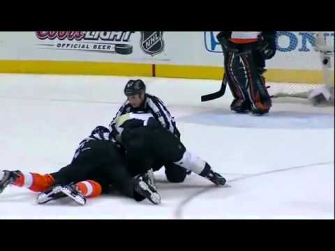 Penguins vs. Flyers Massive Brawl (Game 3 15/4/12)