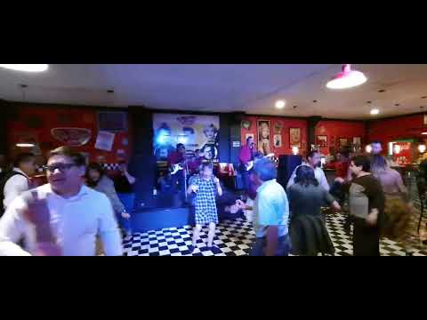 LOS LOUD JETS - PRETTY WOMAN