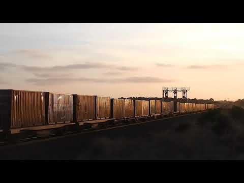 7922V with CLF2-CLF4-T357-C501 approaching Little River at sunset on Friday evening 22nd January