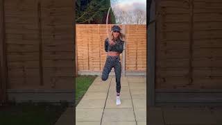 Any Chaka Khan fans?! 💃🏼 #jumprope #skipping #footwork