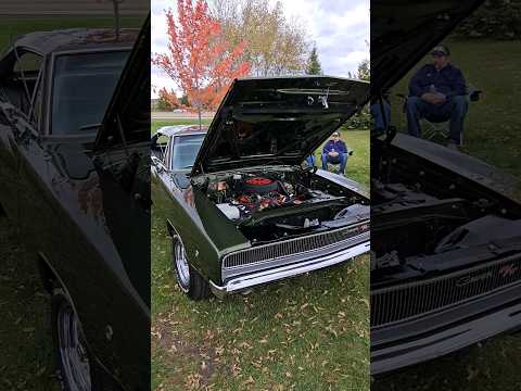 1968 Dodge Charger R/T 440 at Rush River Brewery car show