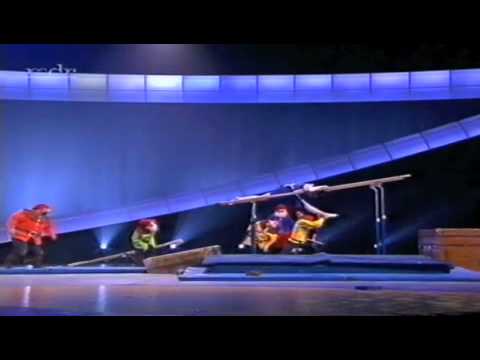 #16 - MDR Gala 2002 - D'Holmikers