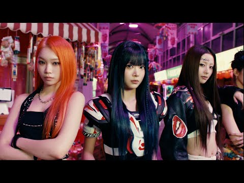 Pearlies (My oyster is the world)