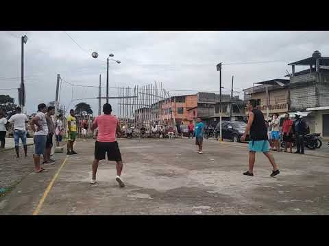 Ecuavoley - El Viche ( Der. ) , Pichi y Brinca VS Grillo ,Pechan y Calambre - Cancha Polito - Durán