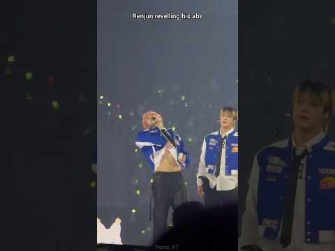 Dreamies reactions to renjun's abs reveal 😂 #nctdream #renjun