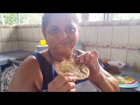 Recetas Salvadoreñas: Cómo hacer PUPUSAS y CHOCOBANANOS por Gladis La Sirenita