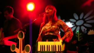 Lenka Berlin 10.09.13 Sog 17 &amp; 18 Skipalong, Live like you´re dying