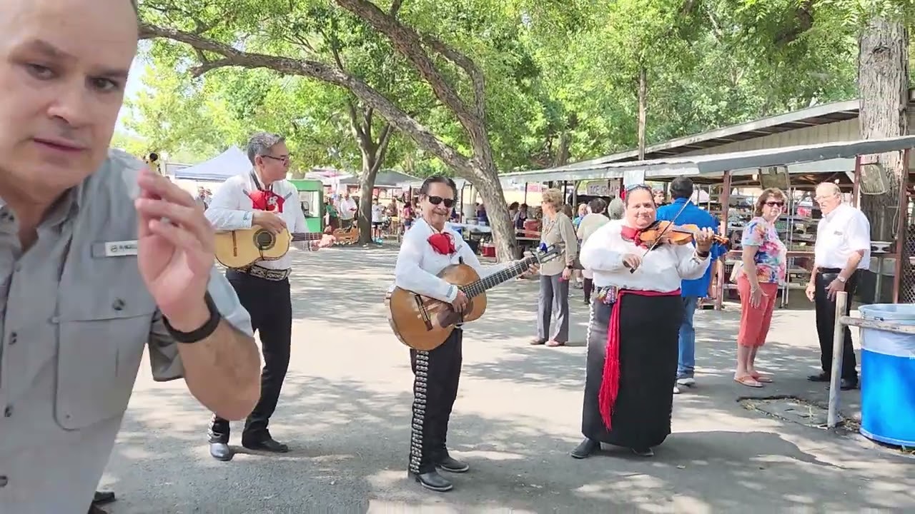 Promotional video thumbnail 1 for Mariachi Amador