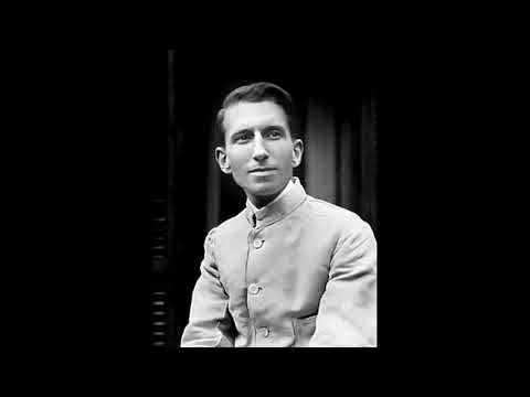 Auro Pasqualini legge ''Cocotte'' (1911) di Guido Gozzano