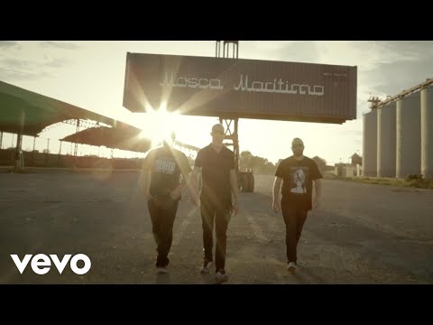 Los Chikos del Maíz - La Estanquera de Saigón ft. Habeas Corpus