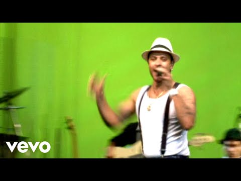 Diogo Nogueira - Pout-Pourri Samba Enredo: Contos De Areia / Aquarela Brasileira / É Hoje (Live)