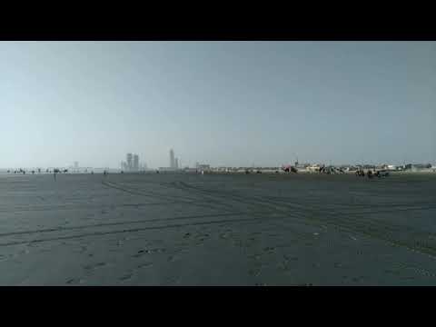 Karachi Sea View.. A beautiful evening on shiny diamond beach