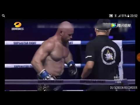 COSMO ALEXANDRE VS MIKHAIL ROMANCHUK RAZBOR