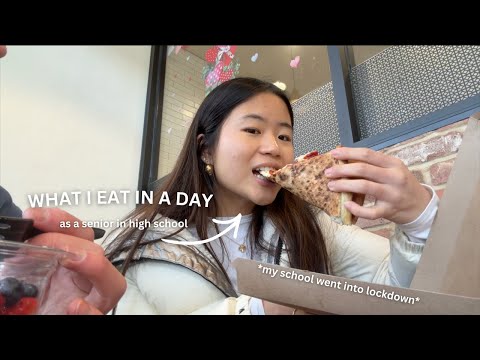 WHAT I EAT IN A DAY AS A HIGH SCHOOLER *my school went into lockdown*