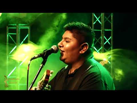 DEFENDIENDO RAÍCES - Corazón de Miel/Aquí Abajo - ( Chamames )