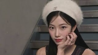 「清純の代名詞」LE SSERAFIMカズハ、黒のシースルーファッションでギャップある魅力..