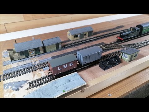 A Simple OO Gauge Shunting Layout. Part 1 baseboard and track plan