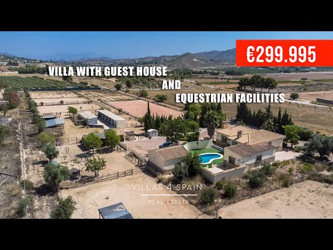 Villa with Private Pool, Guest House and Equestrian Facilities, 16.340m2 Plot - V4S1926