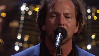 Pearl Jam - Given To Fly Rock and Roll Hall of Fame (Dedicated to Michael J. Fox)