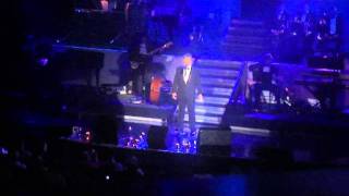 Michael Ball sings I Dreamed A Dream Live Birmingham