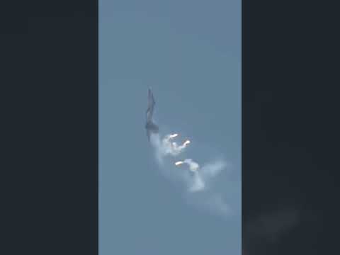 Sukhoi Su-30MKM Cobra Maneuver – AIN #shorts #aviation #military #airplane #flying