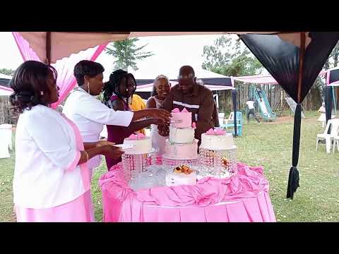 Wedding cake in Kenya  -Suecakesandevents com