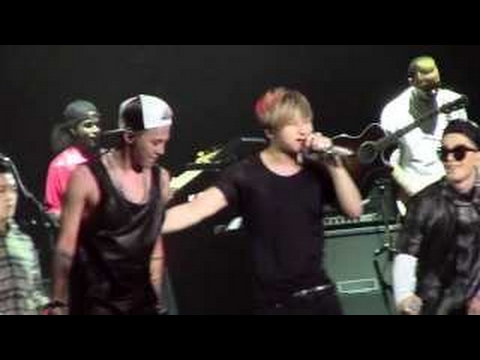 (10) 200913 BigBang@2013 F1 SGP Garagara Go + Number 1