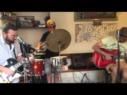 Cafè Desordre @ Latteria Pinotti