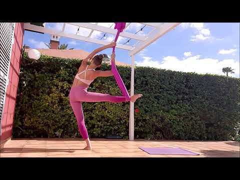 Sara na Kanarach - strefa ruchu ON-LINE - AERIAL YOGA - mobility