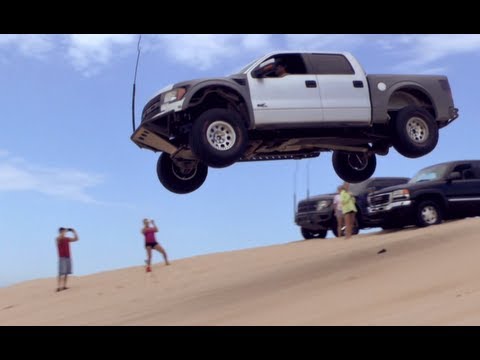 Ford Raptor SVT 6.2 Extreme Jump