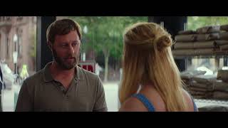 Трейлер: Красотка на всю голову