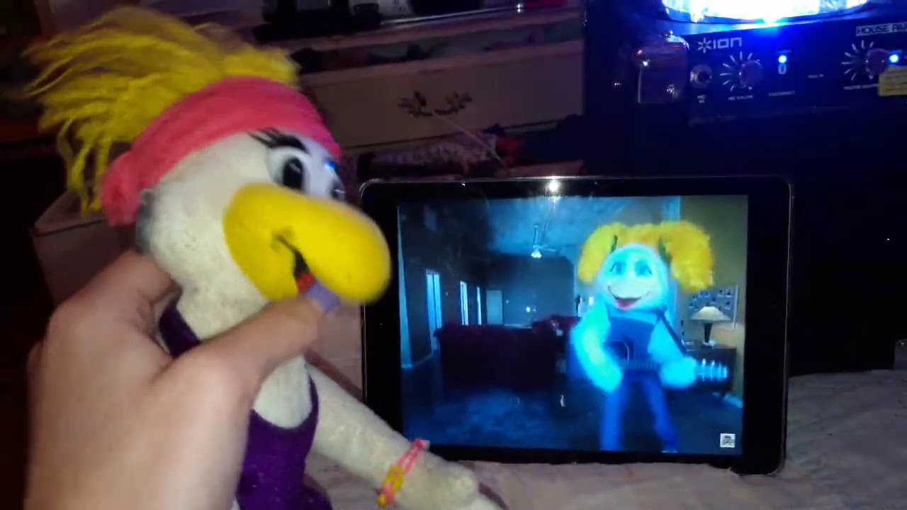 Chuck e cheese April 2002 show segment 3 rerun