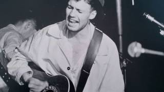 Martin Stephenson 'Home' - Live in Basildon on the 'Boat To Bolivia' Dansette Tour, June 2016