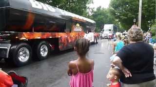preview picture of video 'Grand Slam Parade 2012 Williamsport'