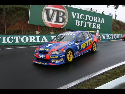 V8 Supercars Flashback - Marcos Ambrose Bathurst Shootout Lap (2005)