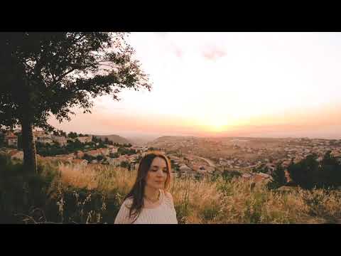 RUACH ADONAI ALAI - Jesaja 61, 1-3 ( hebräisch/ deutsch)